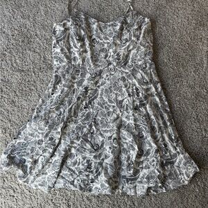 Old Navy Black and White Leaf Print Dress